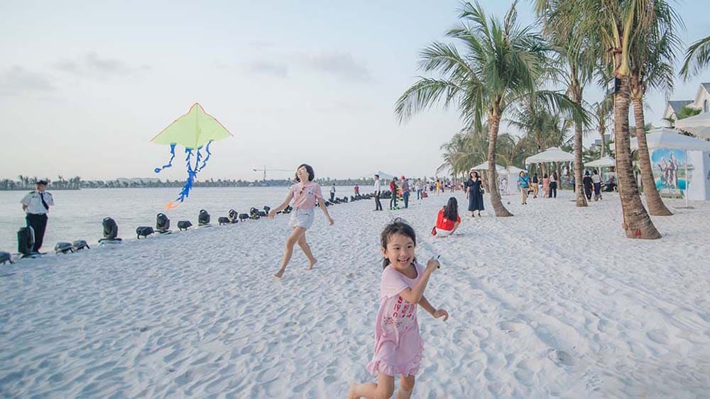 Nếu đi vào mùa hè, bạn cần tránh khung giờ 11:00 - 15:00 để không bị mất nước, say nắng 